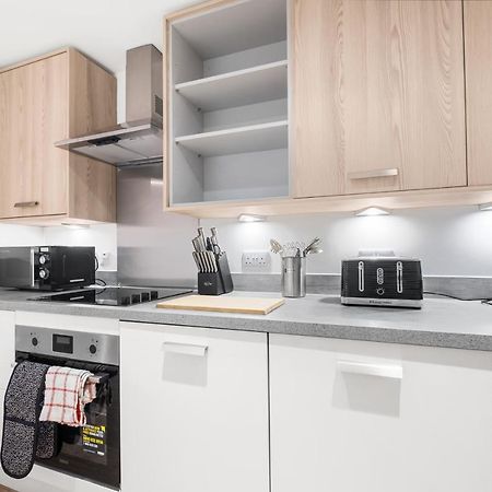 ברמינגהאם Ebra Stays - Choice Of 2 Or 3 Individual Beds - Luxury New Build Apartment ✪ City Centre, Digbeth ✓ Smart Tv'S & Large Corner Sofa - מראה חיצוני תמונה