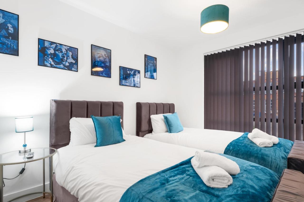 ברמינגהאם Ebra Stays - Choice Of 2 Or 3 Individual Beds - Luxury New Build Apartment ✪ City Centre, Digbeth ✓ Smart Tv'S & Large Corner Sofa - מראה חיצוני תמונה