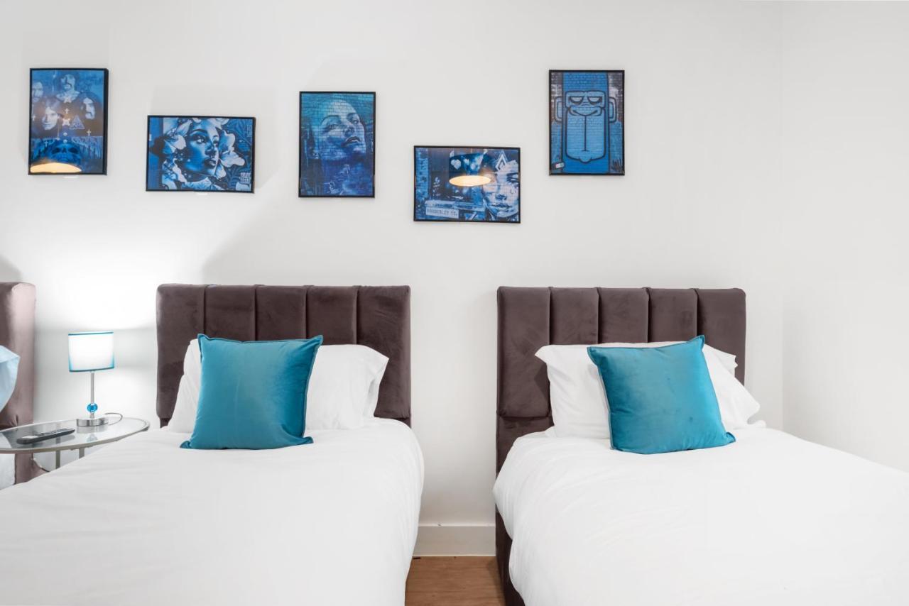 ברמינגהאם Ebra Stays - Choice Of 2 Or 3 Individual Beds - Luxury New Build Apartment ✪ City Centre, Digbeth ✓ Smart Tv'S & Large Corner Sofa - מראה חיצוני תמונה