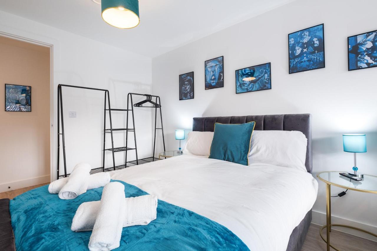 ברמינגהאם Ebra Stays - Choice Of 2 Or 3 Individual Beds - Luxury New Build Apartment ✪ City Centre, Digbeth ✓ Smart Tv'S & Large Corner Sofa - מראה חיצוני תמונה